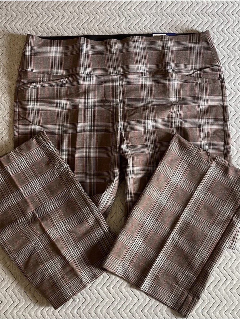 NWT Apt 9 Dress Pants Womens Large Bootcut Magic Waist Tummy Control 35x32 Plaid